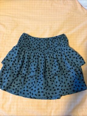 Zara Blue Smocked Ruffle Mini Skirt with Black Floral Print